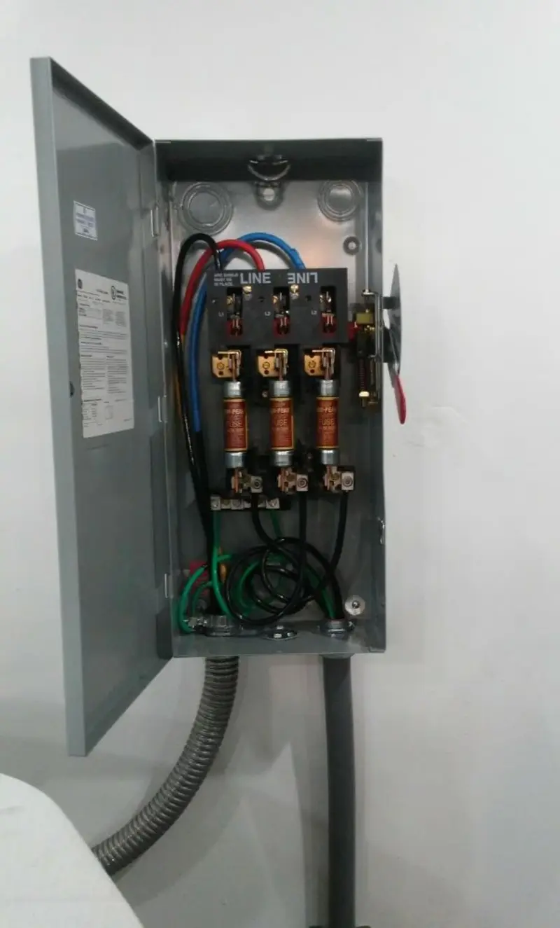 Three-phase disconnect switch installed for Smoke Detector Installation in Hammonton